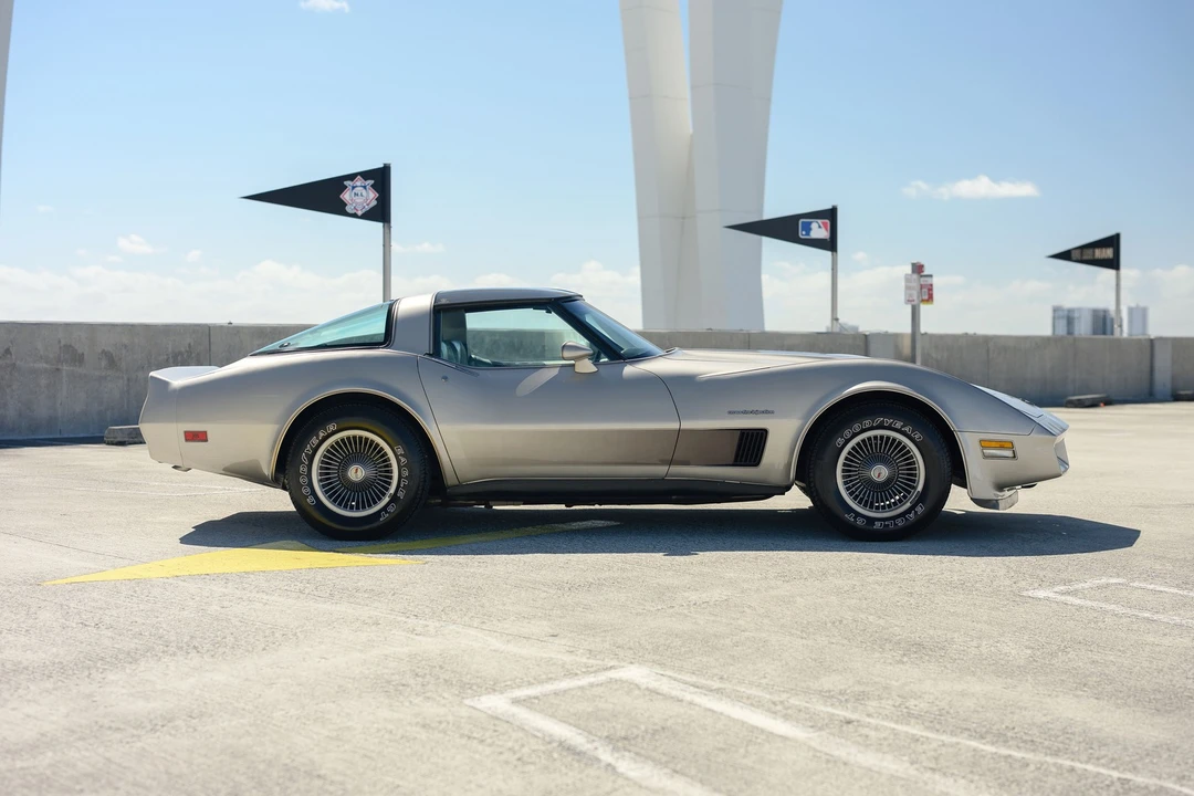 1982 Chevrolet - Image 5 of 19