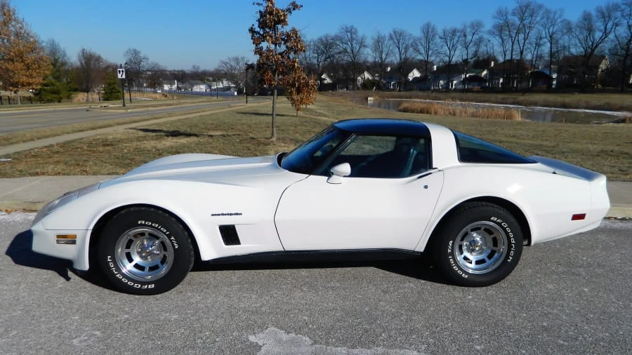 1982 Chevrolet Corvette C3 - Image 2 of 6