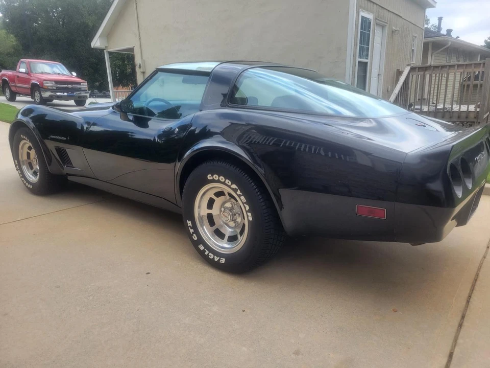 1982 Chevrolet Corvette C3 - Image 5 of 31
