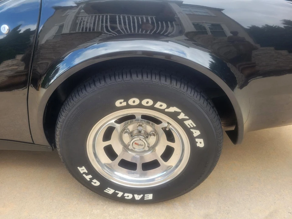 1982 Chevrolet Corvette C3 - Image 17 of 31