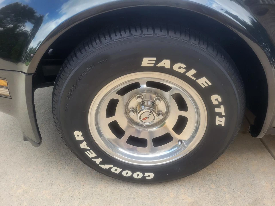 1982 Chevrolet Corvette C3 - Image 18 of 31