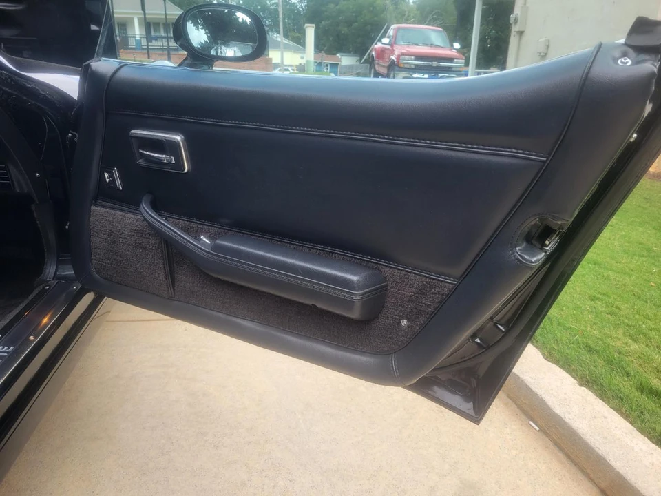 1982 Chevrolet Corvette C3 - Image 22 of 31