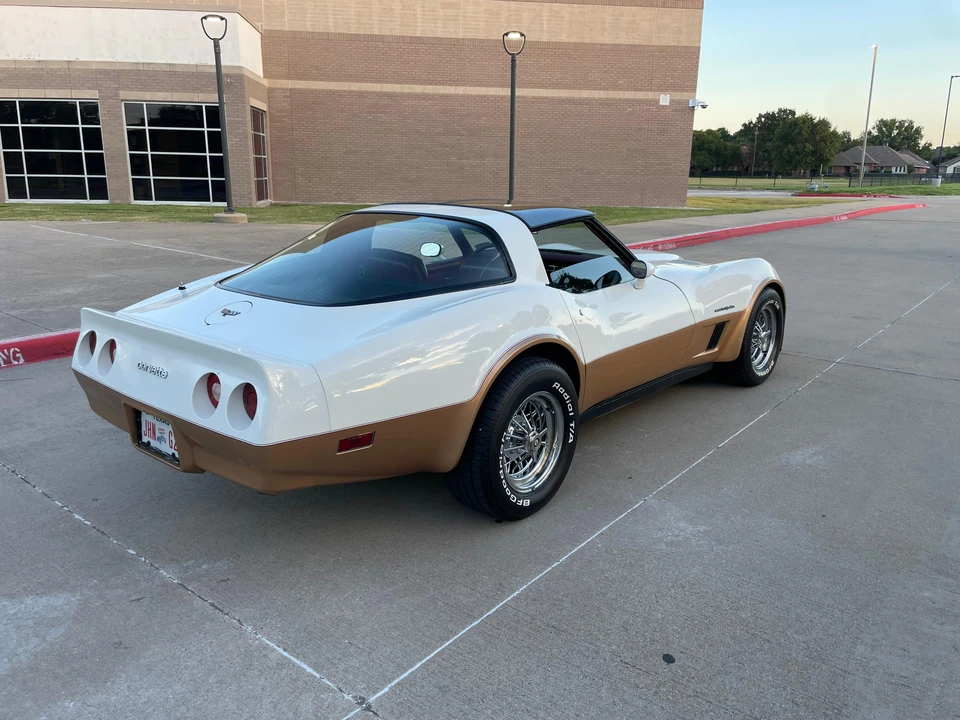 1982 Chevrolet Corvette C3 - Image 10 of 31