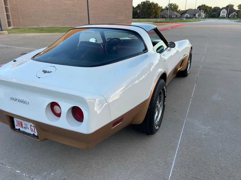 1982 Chevrolet Corvette C3 - Image 9 of 31