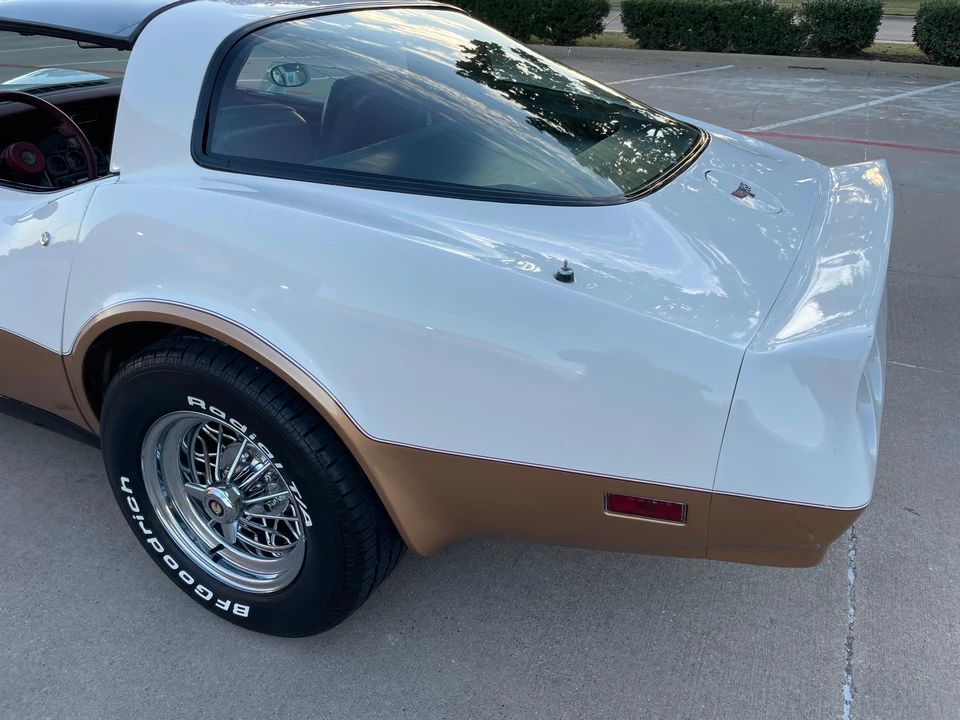 1982 Chevrolet Corvette C3 - Image 27 of 31