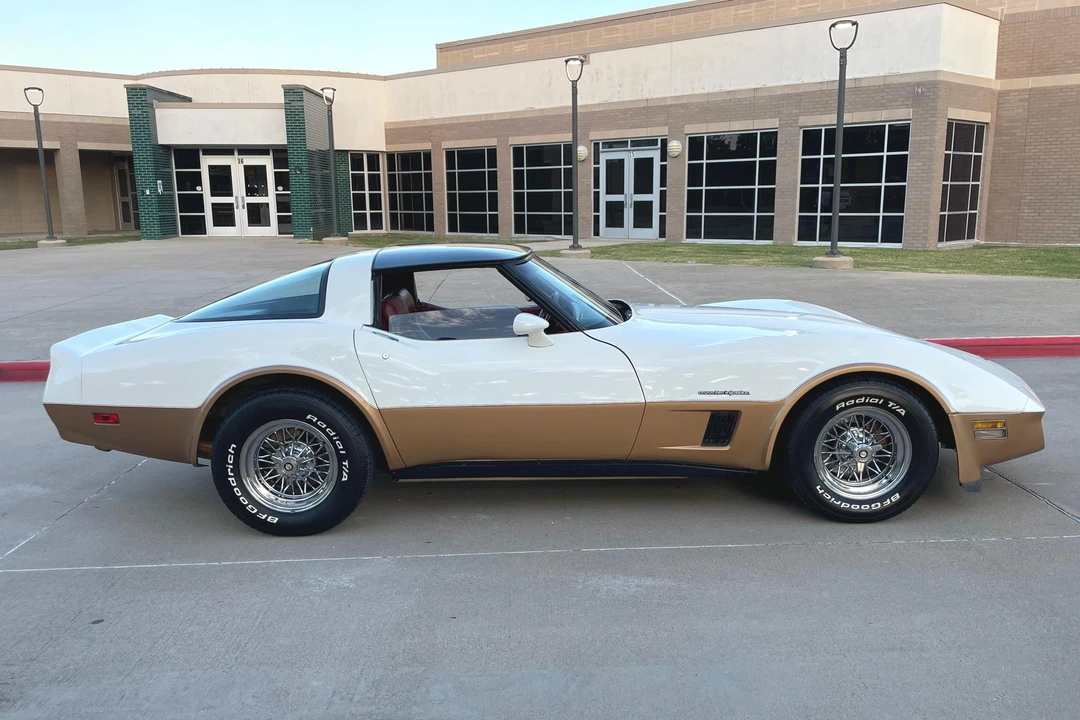 1982 Chevrolet Corvette C3 - Image 3 of 31