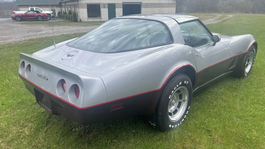 1982 Chevrolet Corvette C3 - Image 2 of 9