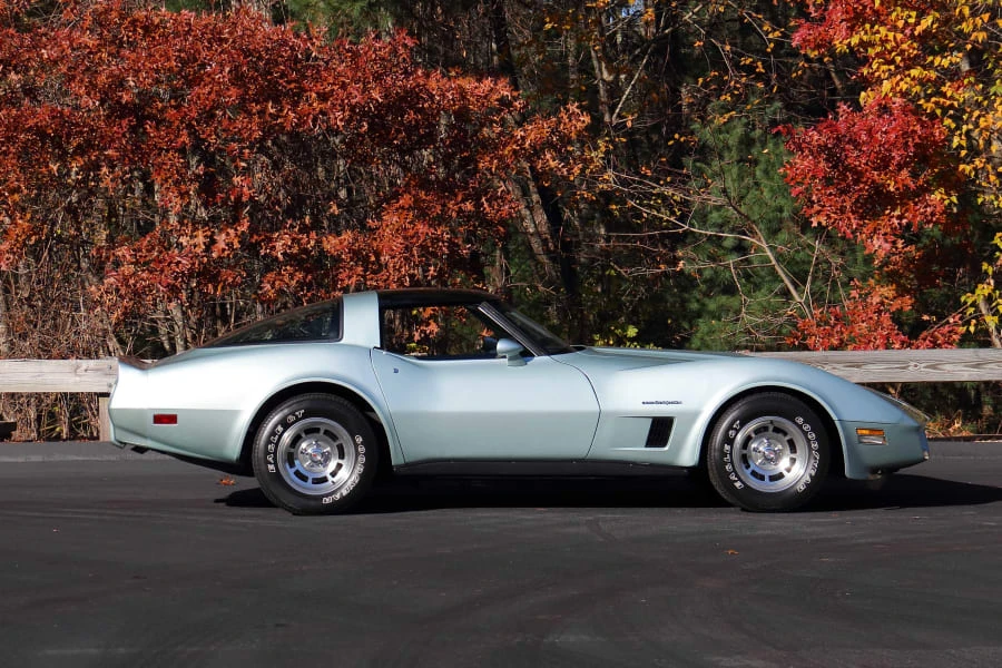 1982 Chevrolet Corvette C3 - Image 2 of 31