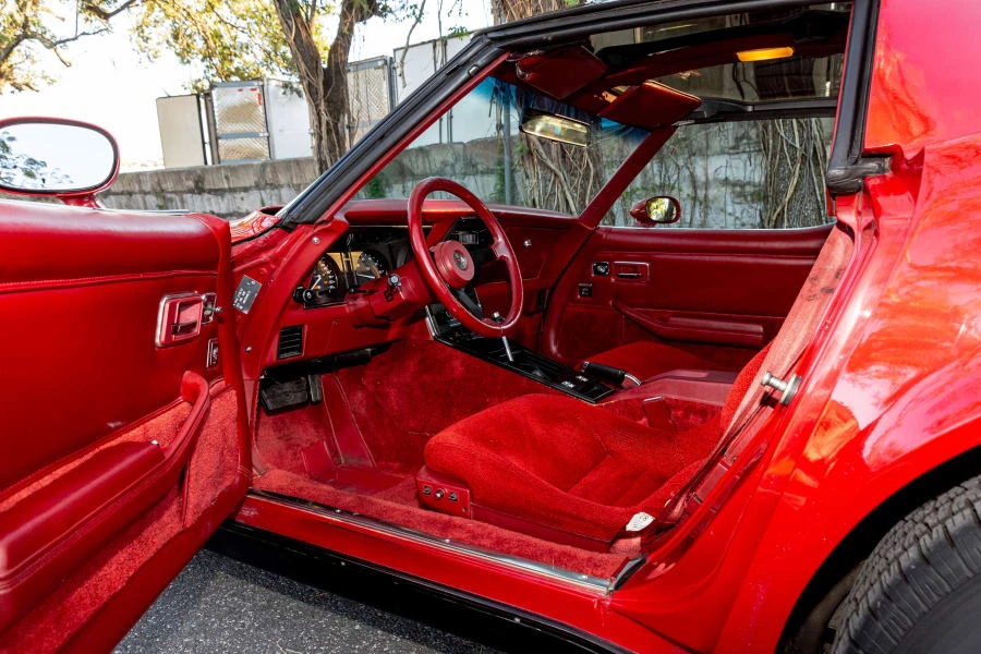 1982 Chevrolet Corvette C3 - Image 15 of 23