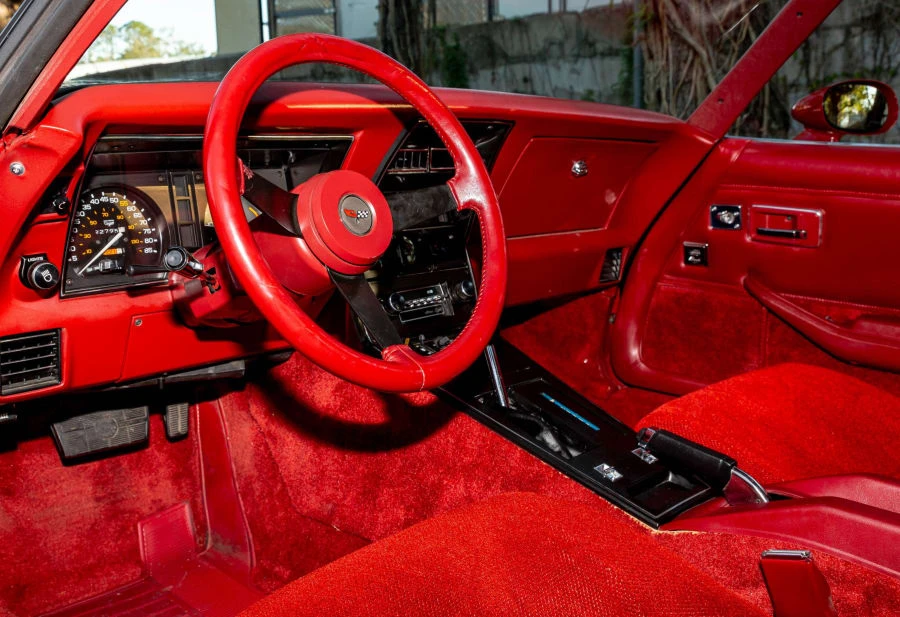 1982 Chevrolet Corvette C3 - Image 13 of 23