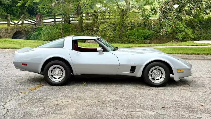 1982 Chevrolet Corvette C3 - Image 2 of 27