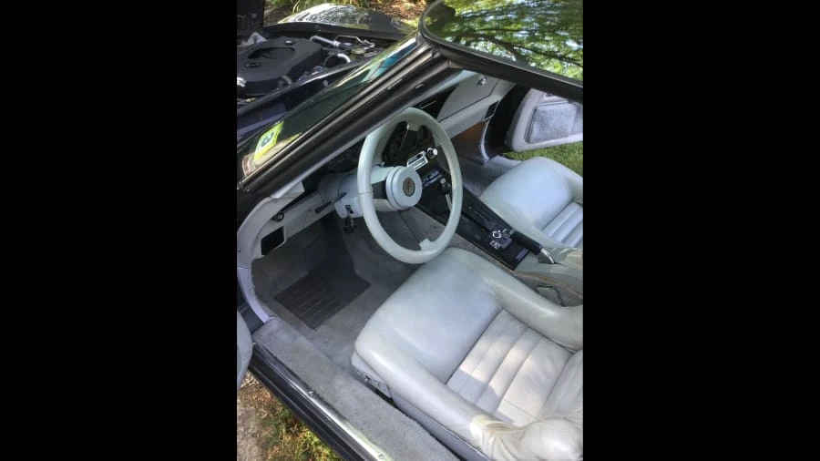 1982 Chevrolet Corvette C3 - Image 4 of 12