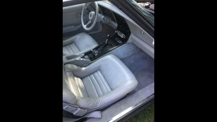 1982 Chevrolet Corvette C3 - Image 3 of 12