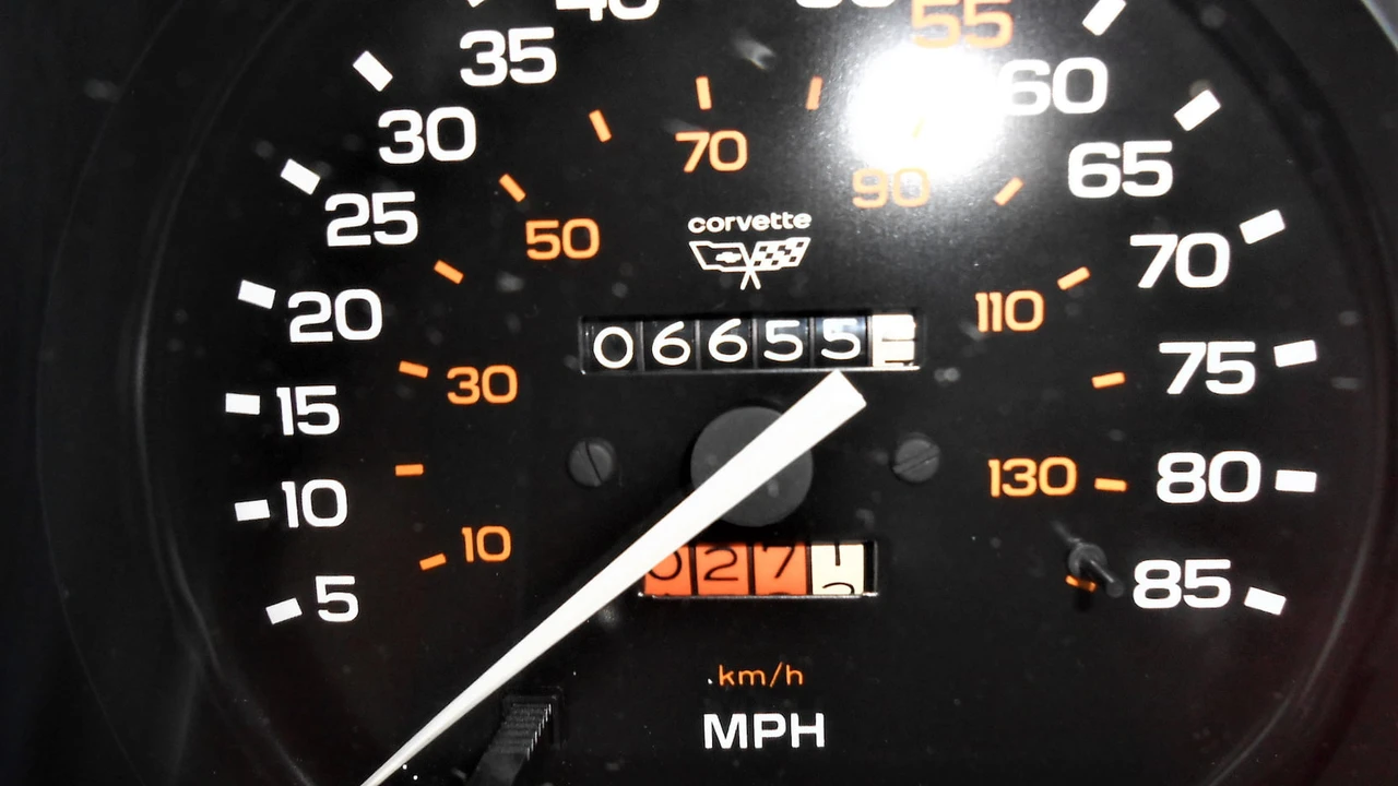 1982 Chevrolet Corvette C3 - Image 10 of 21