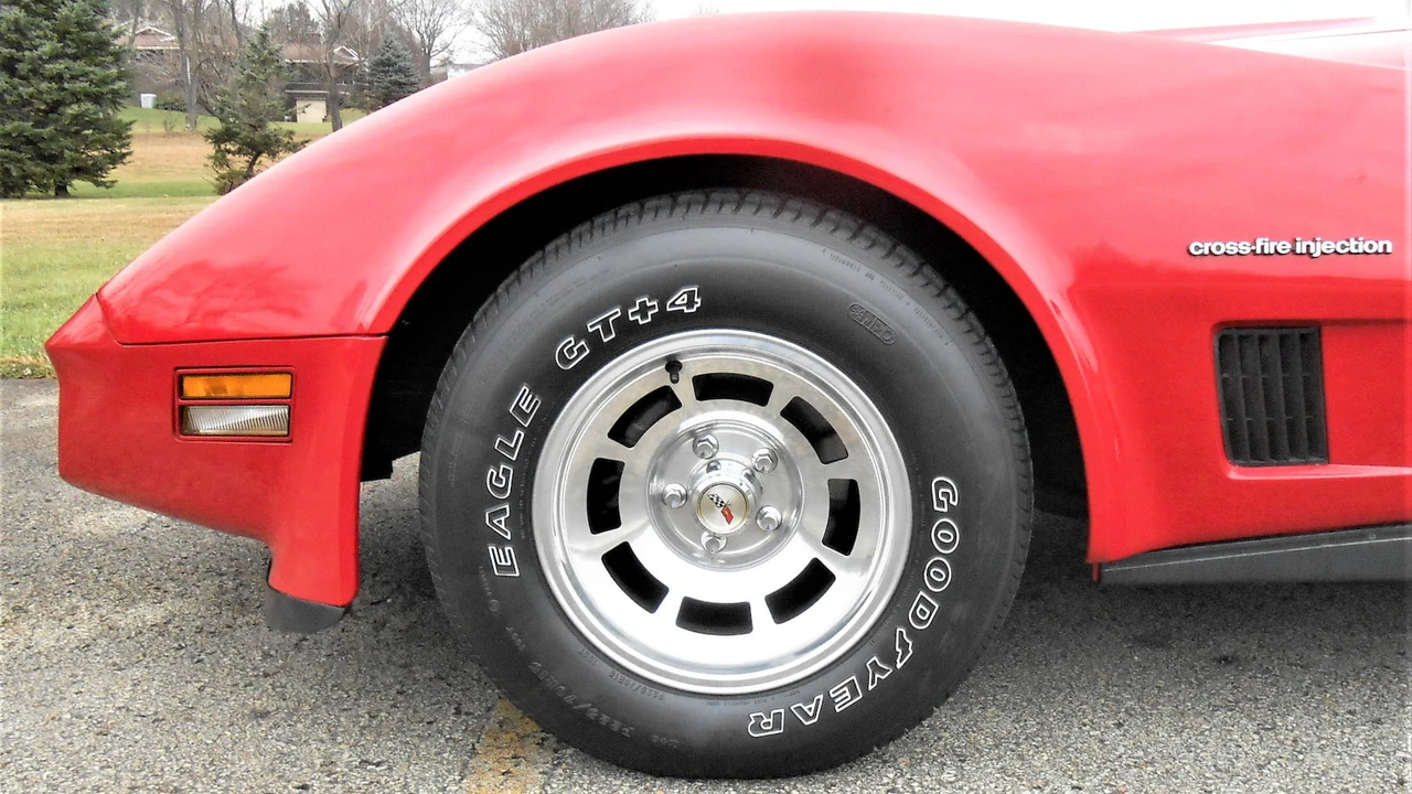 1982 Chevrolet Corvette C3 - Image 11 of 21