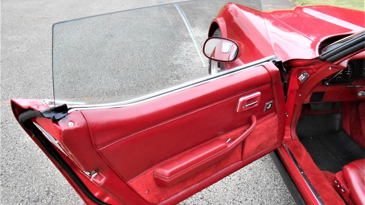 1982 Chevrolet Corvette C3 - Image 12 of 21