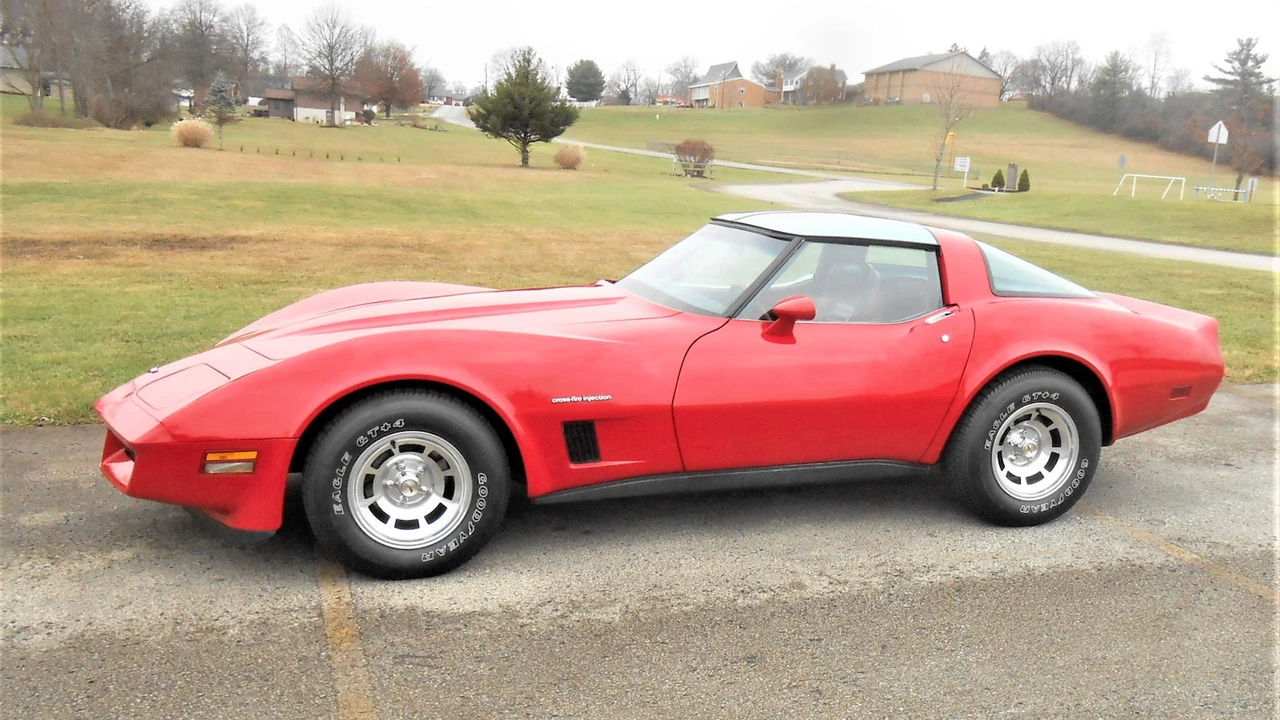 1982 Chevrolet Corvette C3 - Image 15 of 21