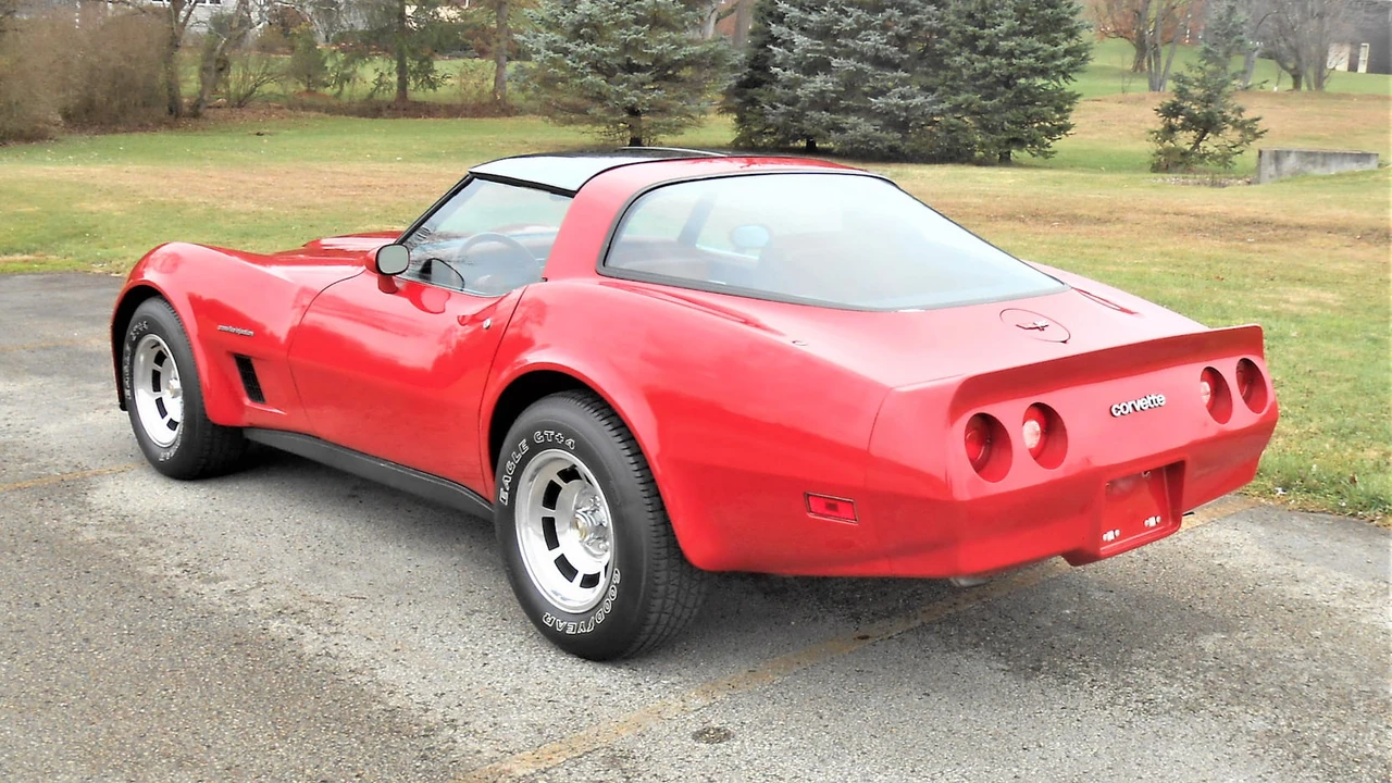 1982 Chevrolet Corvette C3 - Image 16 of 21