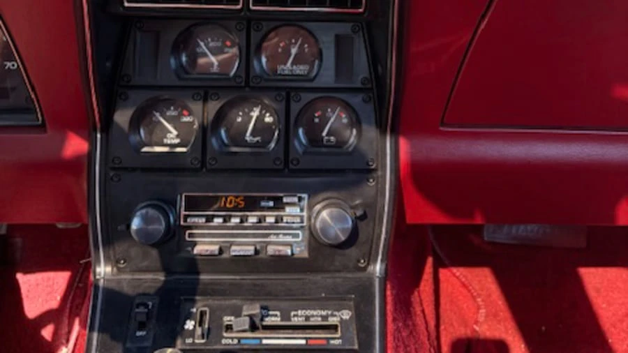 1982 Chevrolet Corvette C3 - Image 10 of 13