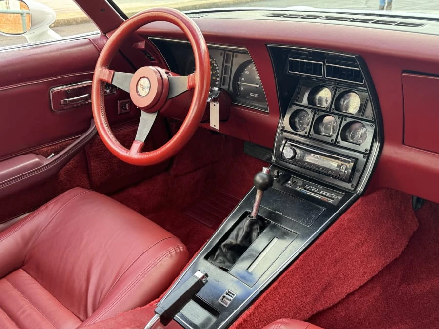 1982 Chevrolet Corvette C3 - Image 8 of 10