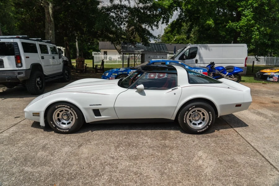 1982 Chevrolet Corvette C3 - Image 2 of 15