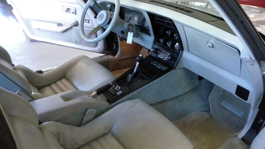 1982 Chevrolet Corvette C3 - Image 5 of 8