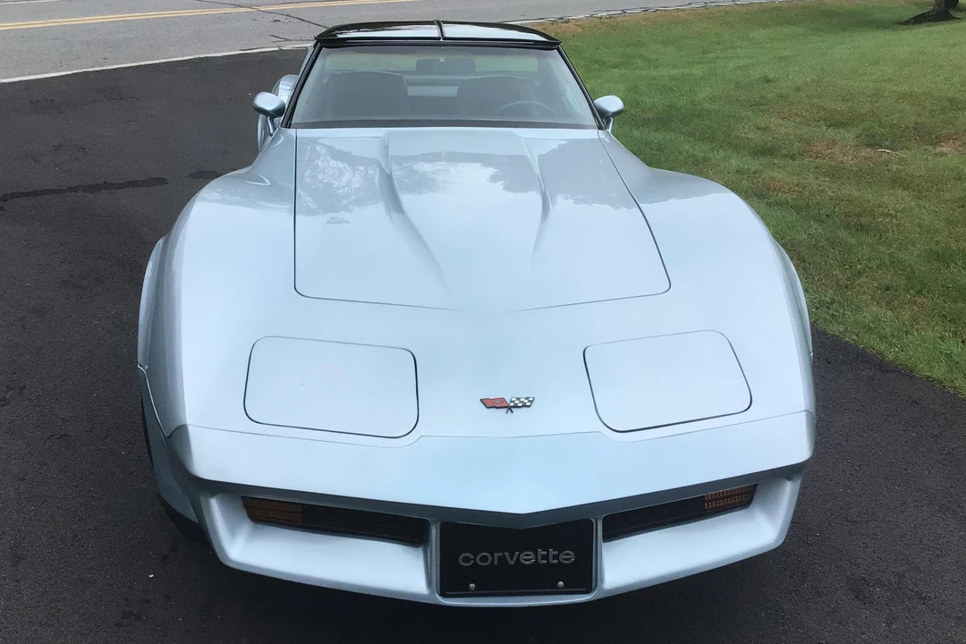 1982 Chevrolet Corvette C3 - Image 2 of 31