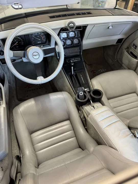 1982 Chevrolet Corvette C3 - Image 12 of 16