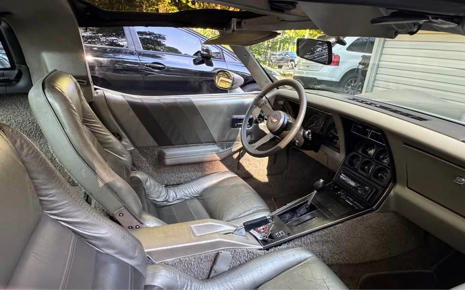 1982 Chevrolet Corvette C3 - Image 4 of 10