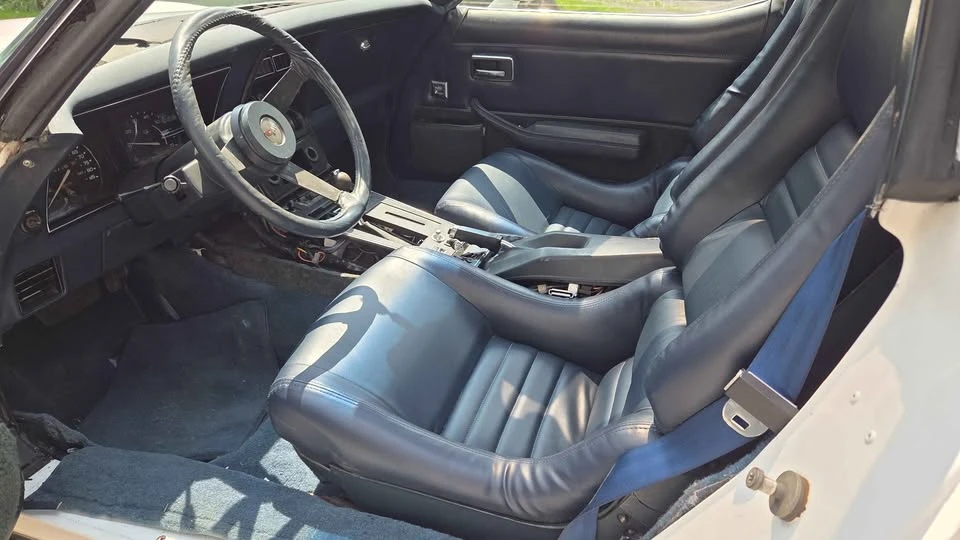 1982 Chevrolet Corvette C3 - Image 9 of 13