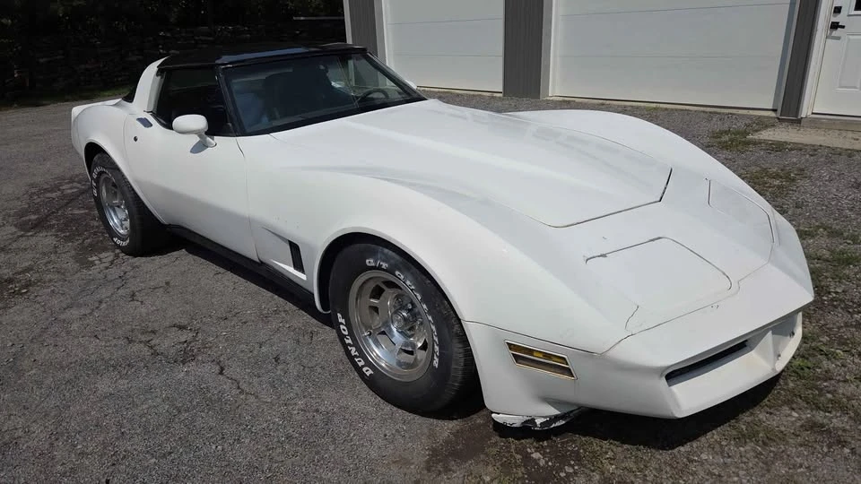 1982 Chevrolet Corvette C3 - Image 2 of 13
