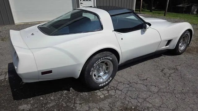 1982 Chevrolet Corvette C3 - Image 3 of 13