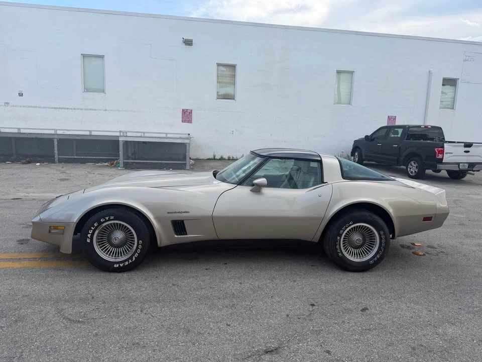 1982 Chevrolet Corvette C3 - Image 3 of 19