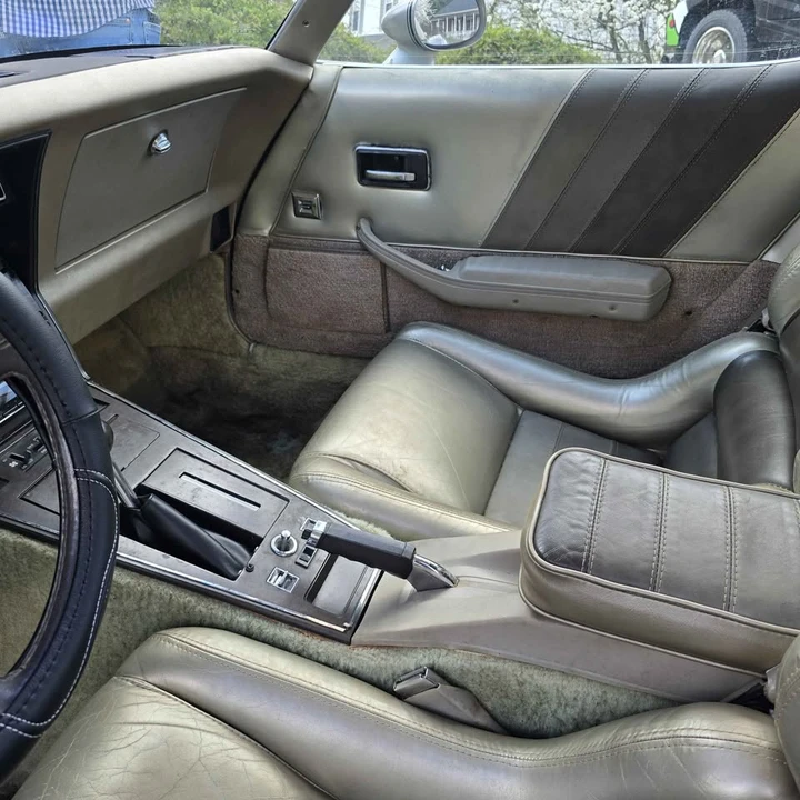 1982 Chevrolet Corvette C3 - Image 11 of 13