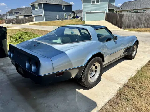 1982 Chevrolet Corvette C3 - Image 4 of 10