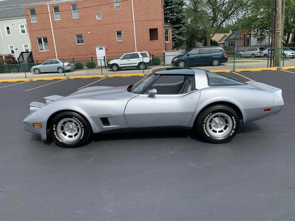 1982 Chevrolet Corvette C3 - Image 2 of 31