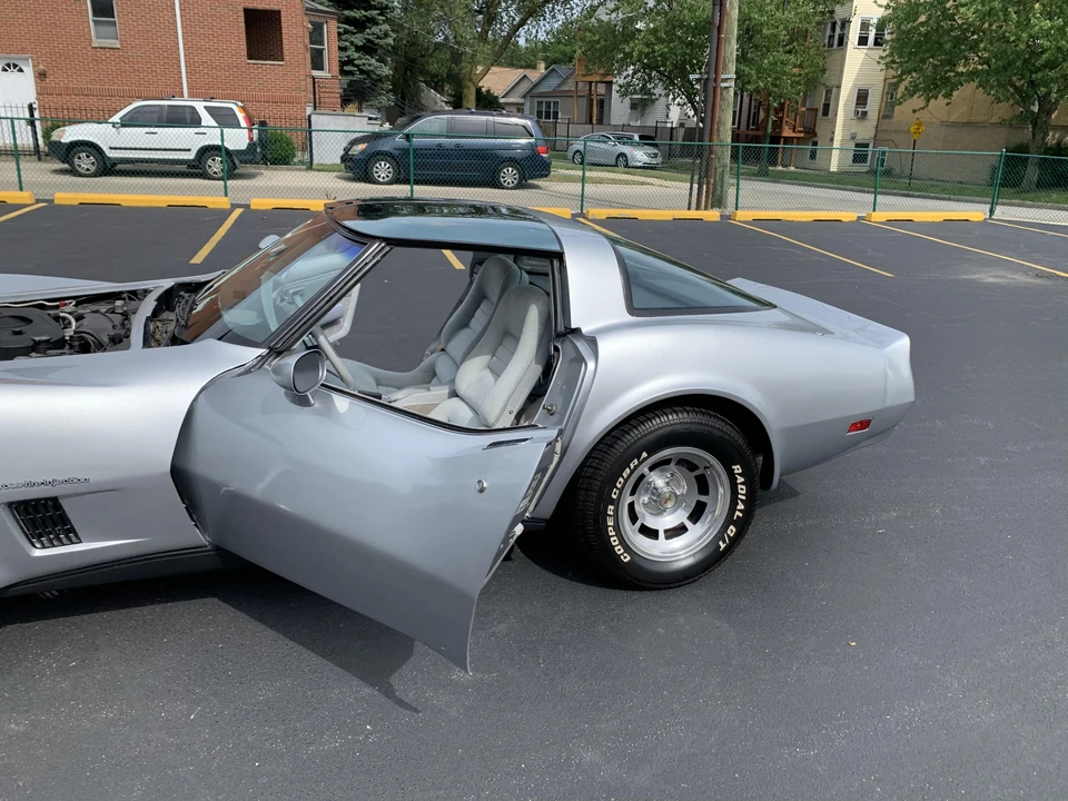 1982 Chevrolet Corvette C3 - Image 27 of 31