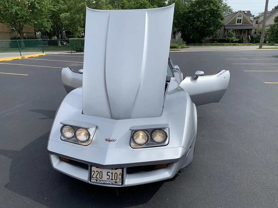 1982 Chevrolet Corvette C3 - Image 18 of 31