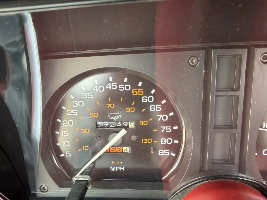 1982 Chevrolet Corvette C3 - Image 6 of 8