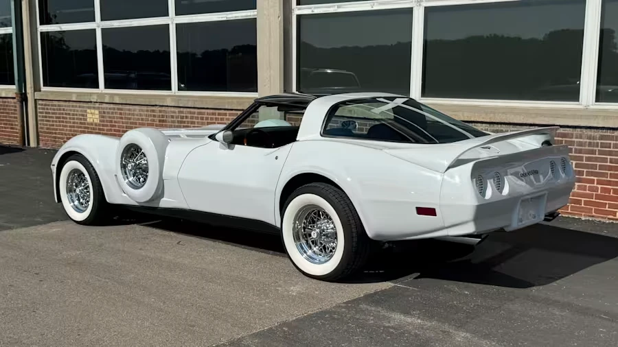 1982 Chevrolet Corvette C3 - Image 3 of 15