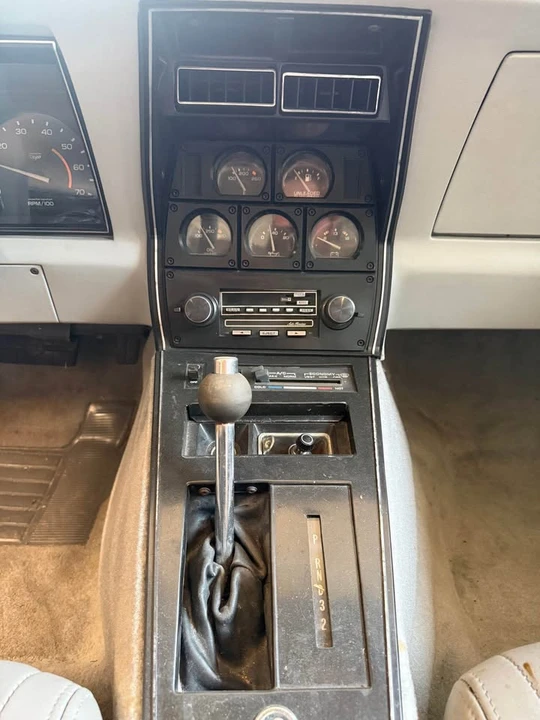1982 Chevrolet Corvette C3 - Image 9 of 15