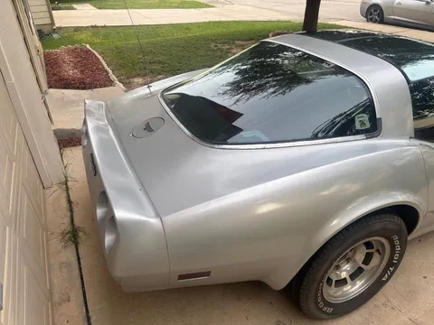 1982 Chevrolet Corvette C3 - Image 4 of 11