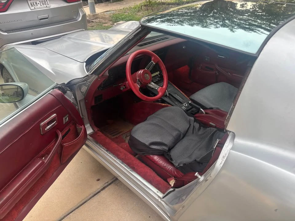 1982 Chevrolet Corvette C3 - Image 6 of 11