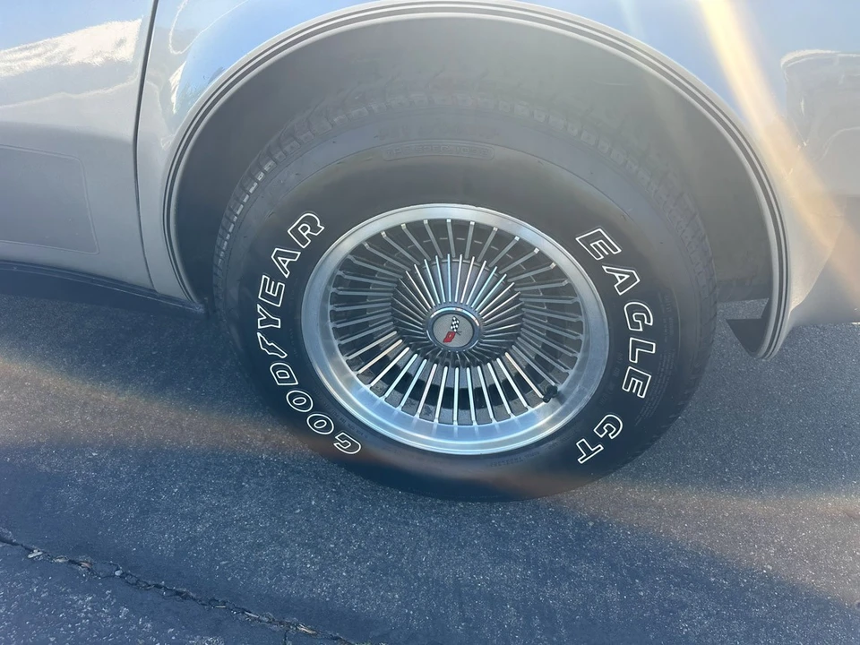 1982 Chevrolet Corvette C3 - Image 20 of 21