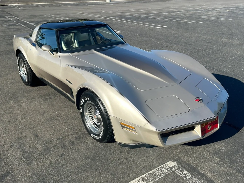 1982 Chevrolet Corvette C3 - Image 13 of 21