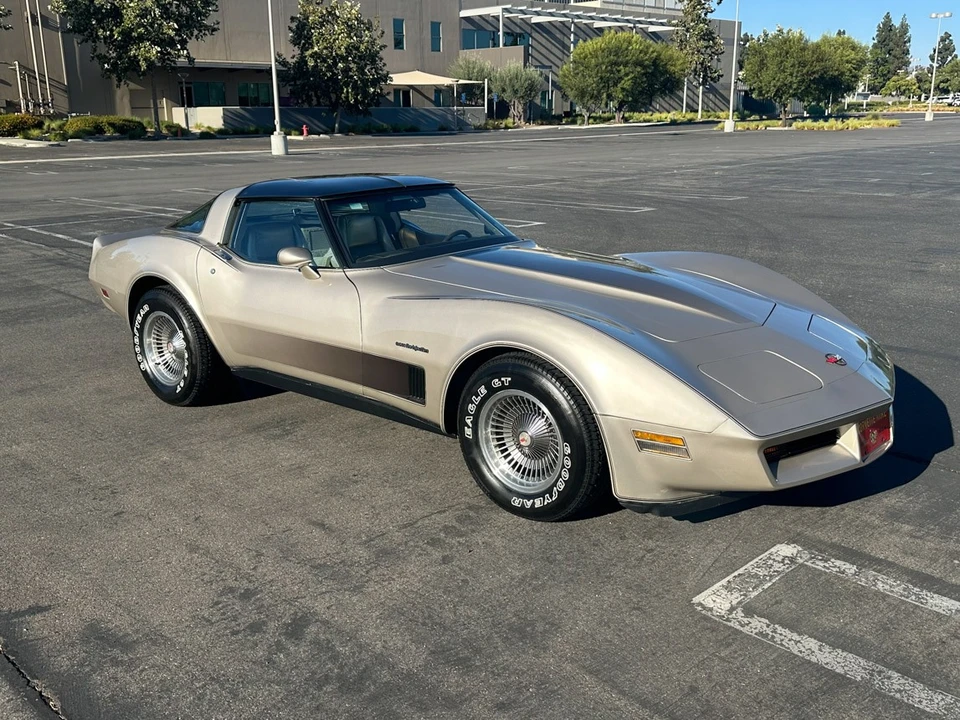 1982 Chevrolet Corvette C3 - Image 11 of 21