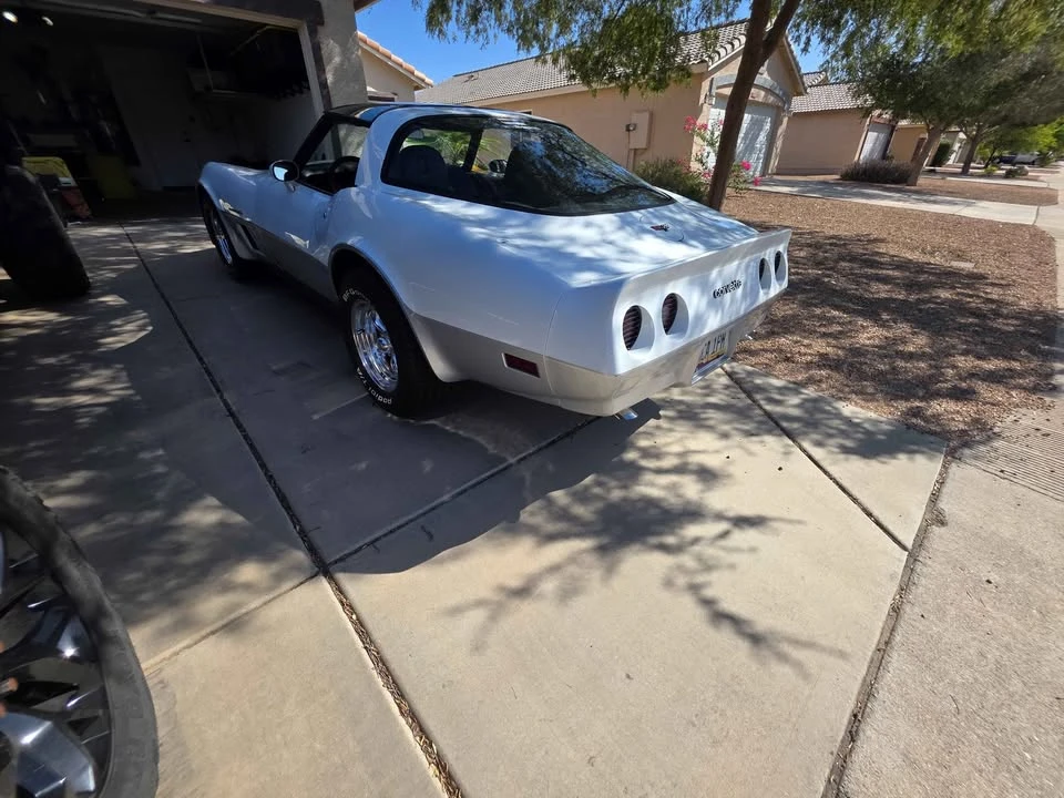 1982 Chevrolet Corvette C3 - Image 4 of 10