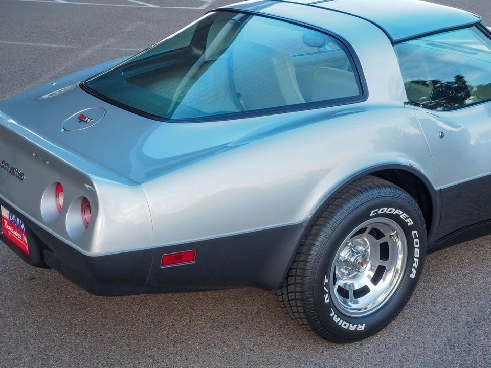 1982 Chevrolet Corvette C3 - Image 14 of 31