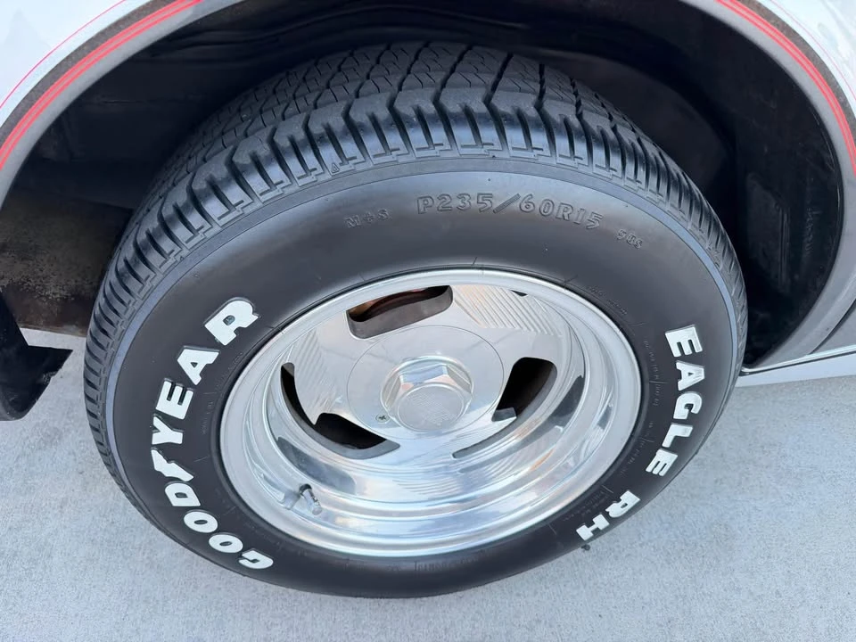 1982 Chevrolet Corvette C3 - Image 13 of 20