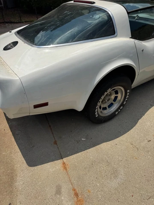 1982 Chevrolet Corvette C3 - Image 10 of 17